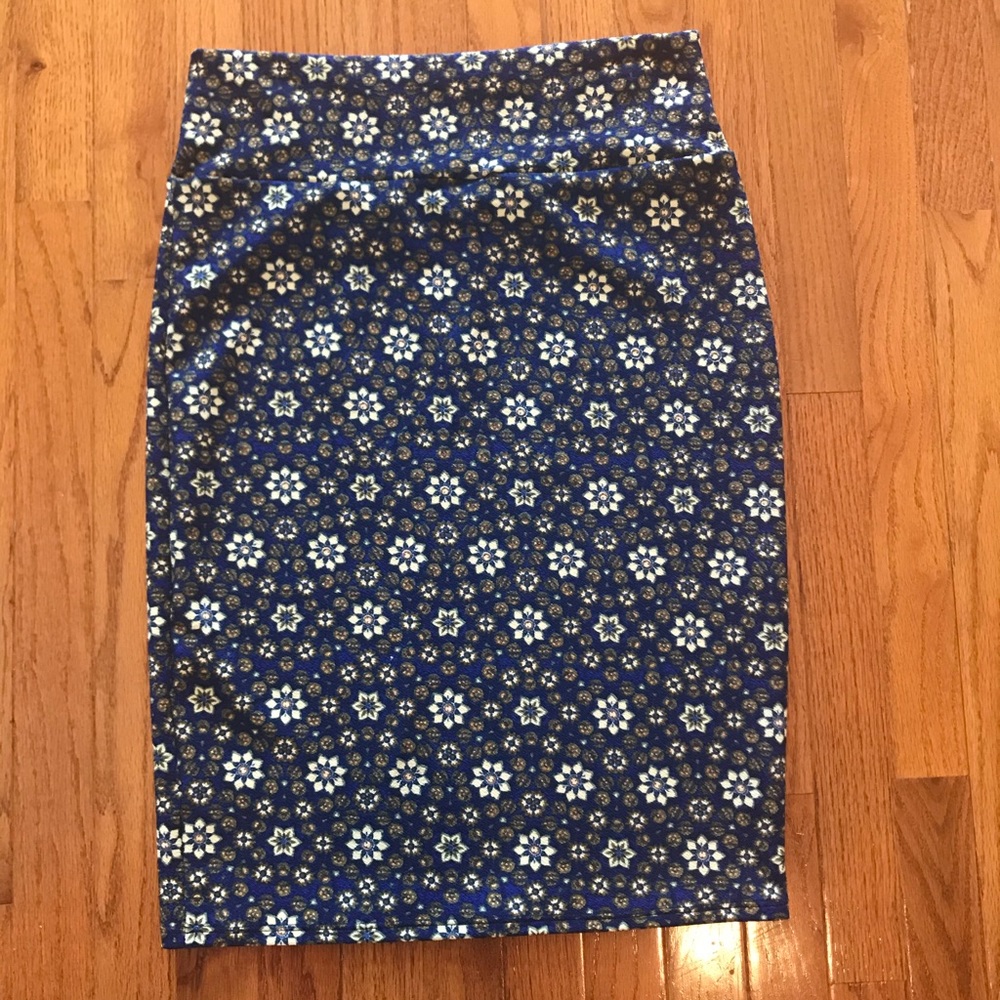 LuLaRoe Cassie Pencil Skirt